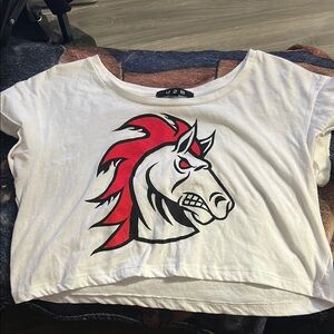 LUX BLK Handpainted White and Red Horse cropped Graphic Top SM